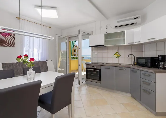 Beautiful In Apartman *